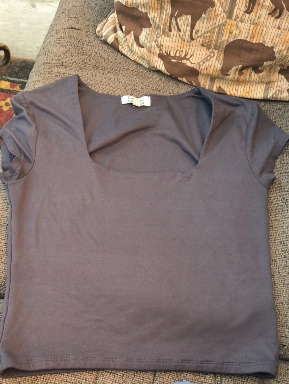 Scoop Neck Short Sleeve Tee in Slate Gray